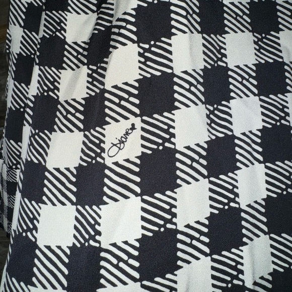 Diane von Furstenberg Prita Dress- belt not included - in Black & White - Picture 9 of 10